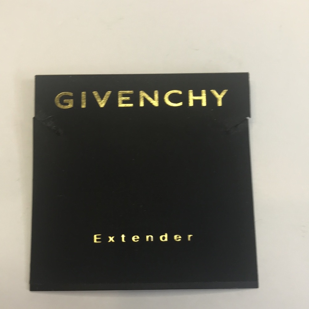 Givenchy silver bracelet extender - Picture 5 of 7